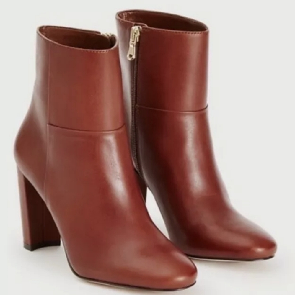 ANN TAYLOR TALLULAH IN MODERN SADDLE SIZE 9
